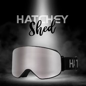 Díky modernímu vzhledu a skvěle padnoucímu tvaru patří brýle Hatchey Shed  jednoznačně k nejoblíbenějším produktům naší nabídky. https://bit.ly/2GeWu3Q 🥽😍